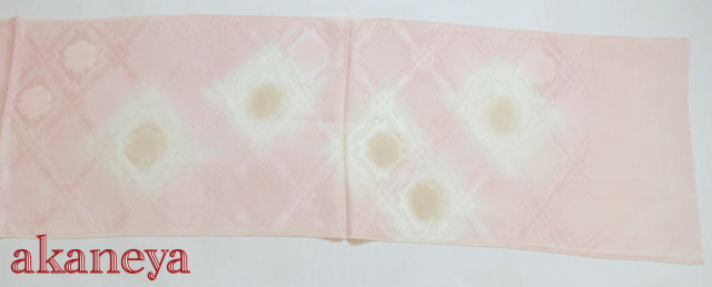 帯揚げ　うすピンク　訪問着　付け下げ　色無地