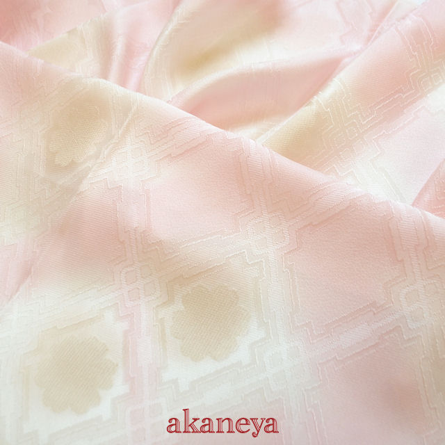 帯揚げ　うすピンク　訪問着　付け下げ　色無地