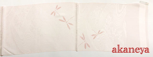 夏の帯揚げ　落ち着いた薄いピンク系　とんぼ