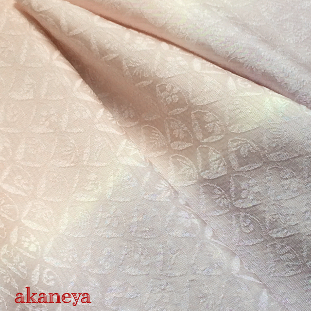 帯揚げ　正絹　染め分け　淡いピンク　淡い紫